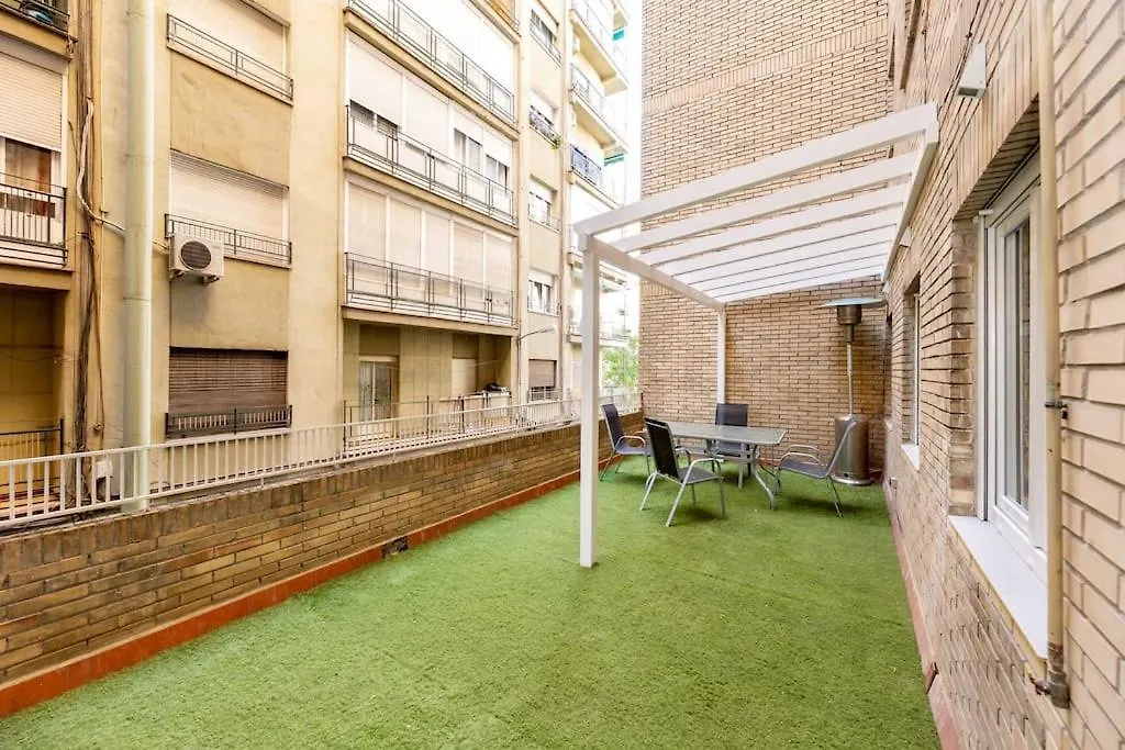 Precioso Piso Con Terraza En Centro De Granada Apartman